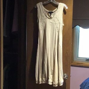 Gretty Zueger khaki dress